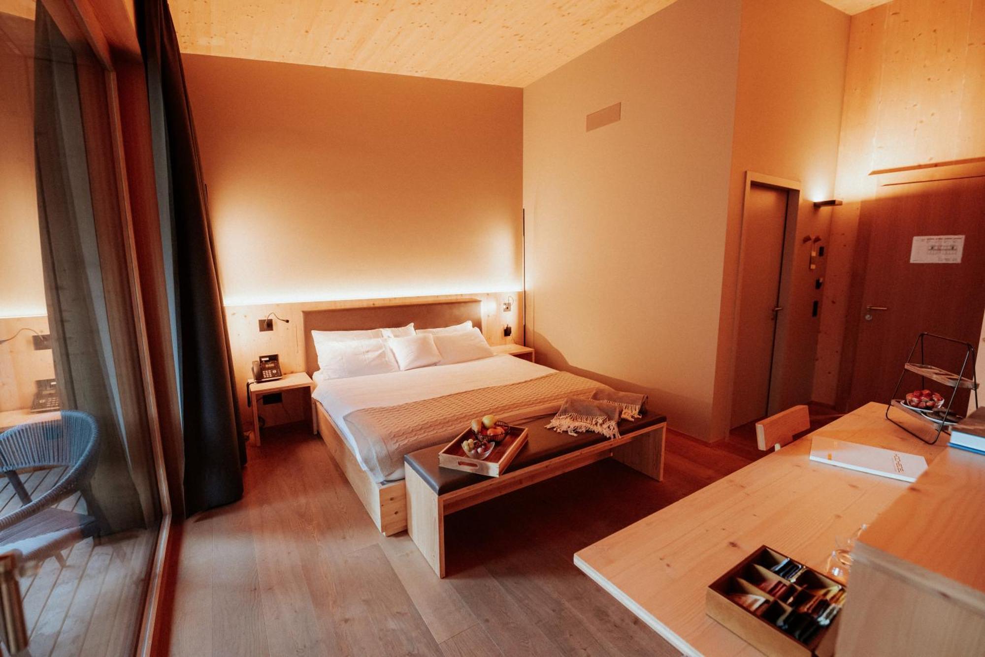 Campra Alpine Lodge & Spa Olivone エクステリア 写真