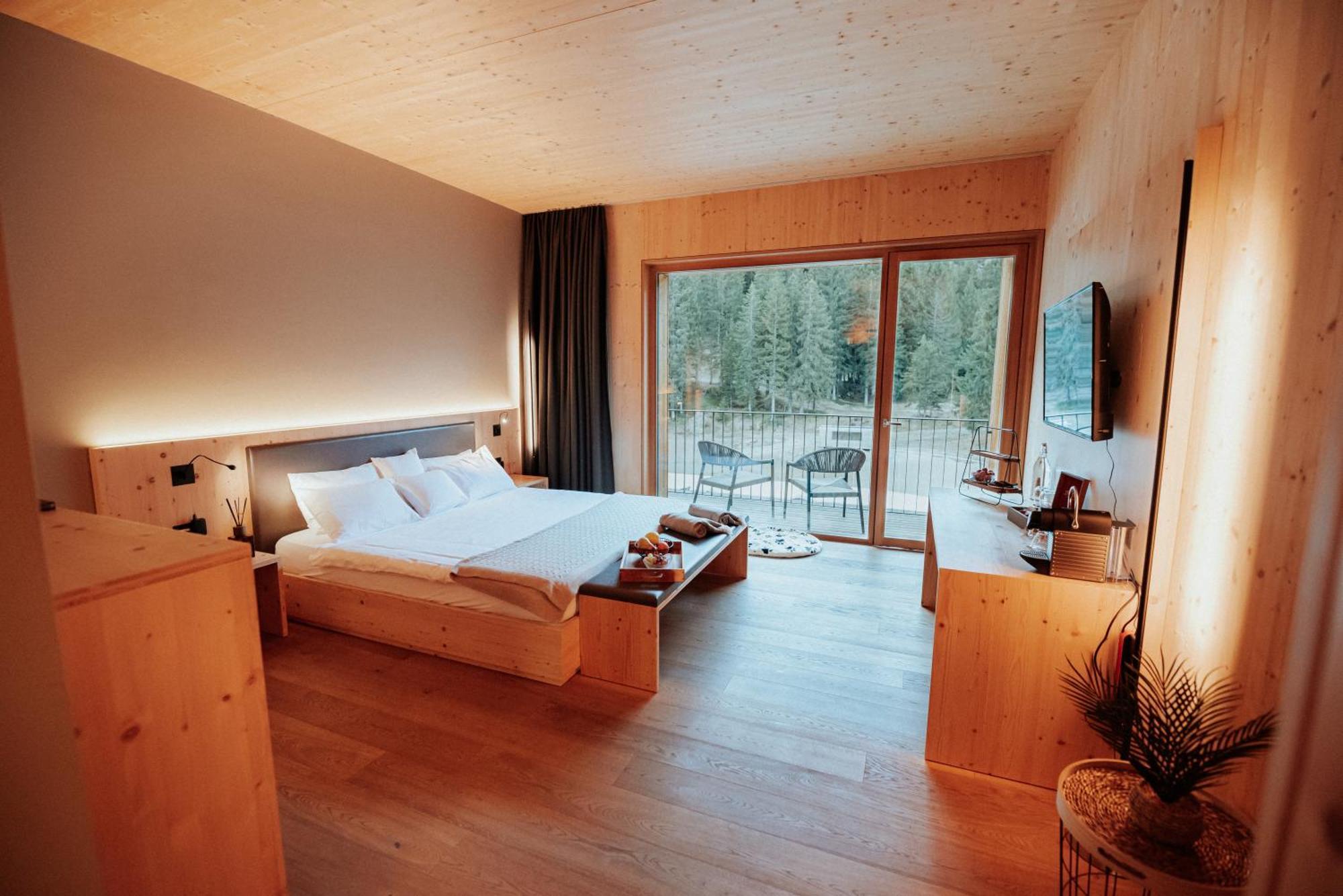 Campra Alpine Lodge & Spa Olivone エクステリア 写真