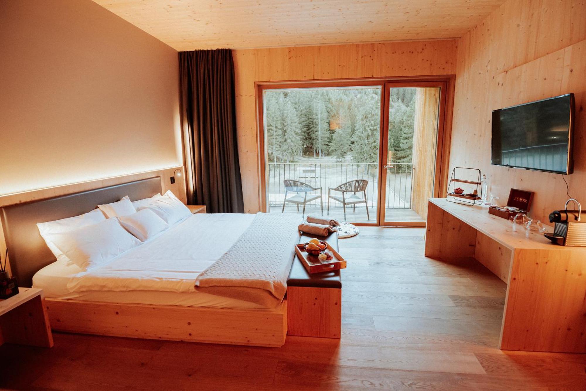Campra Alpine Lodge & Spa Olivone エクステリア 写真